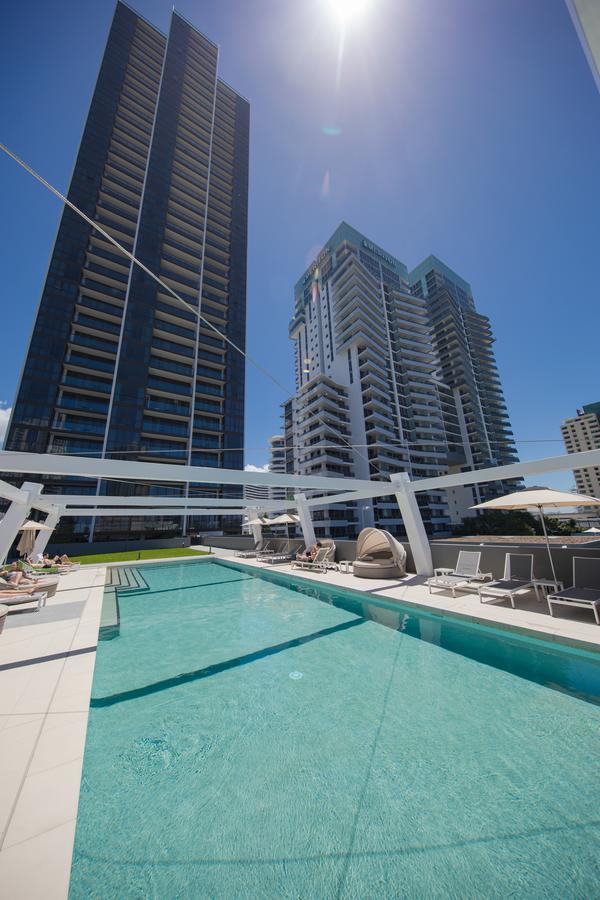 Dayday Premier Apartments At 2663 Gold Coast Hwy, Broadbeach Exterior foto
